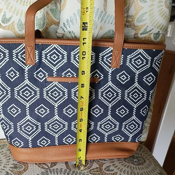 Geometric Patterned Tote Bag with Tan Accents - Picture 5 of 6